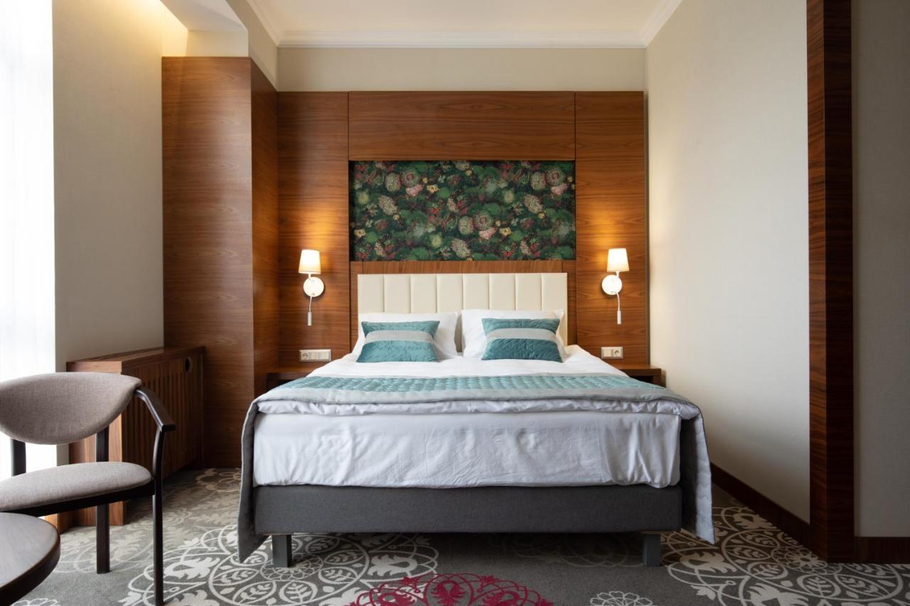 Arden Palace Medical Resort & Spa Satanov Ngoại thất bức ảnh