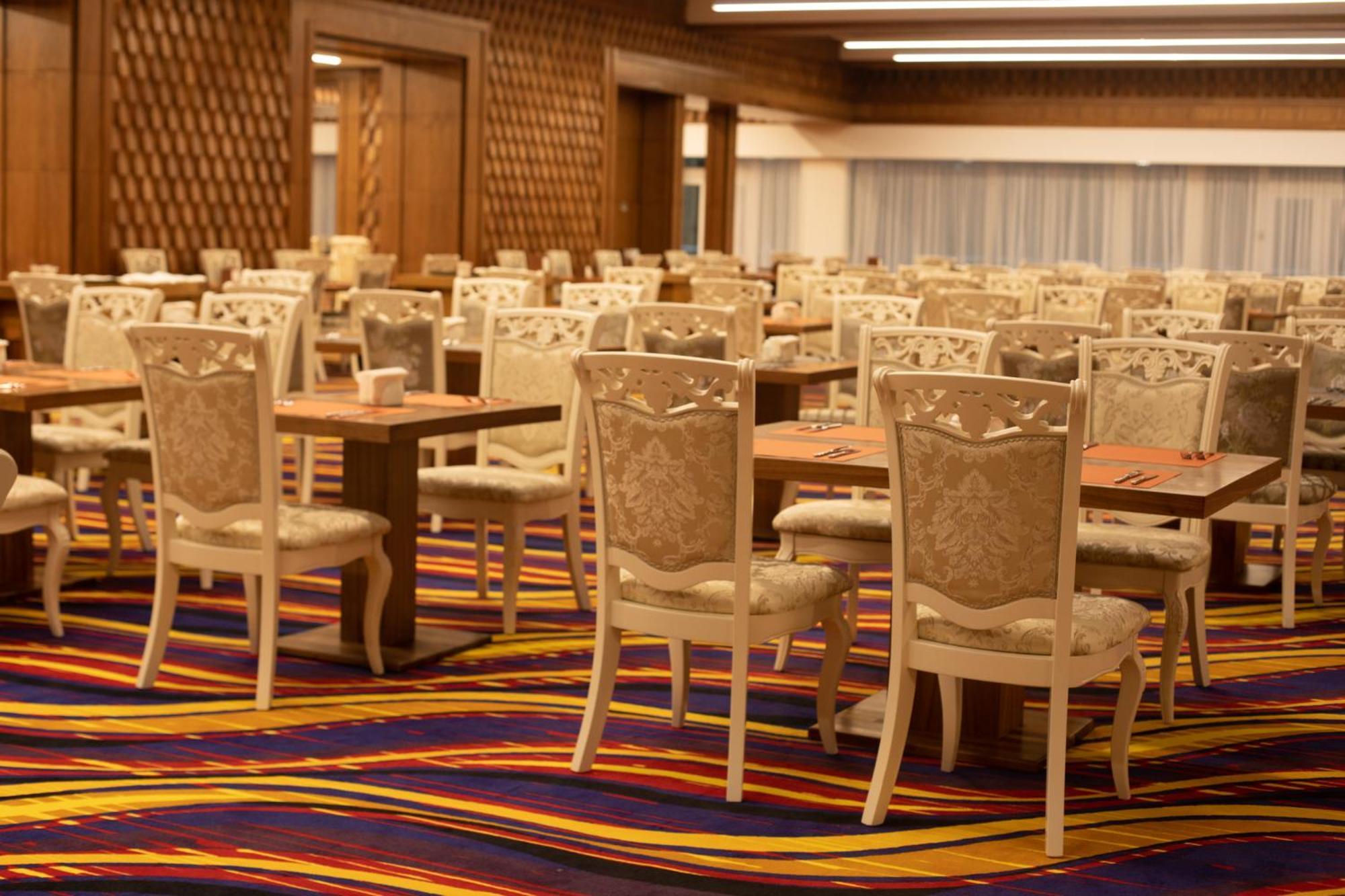 Arden Palace Medical Resort & Spa Satanov Ngoại thất bức ảnh